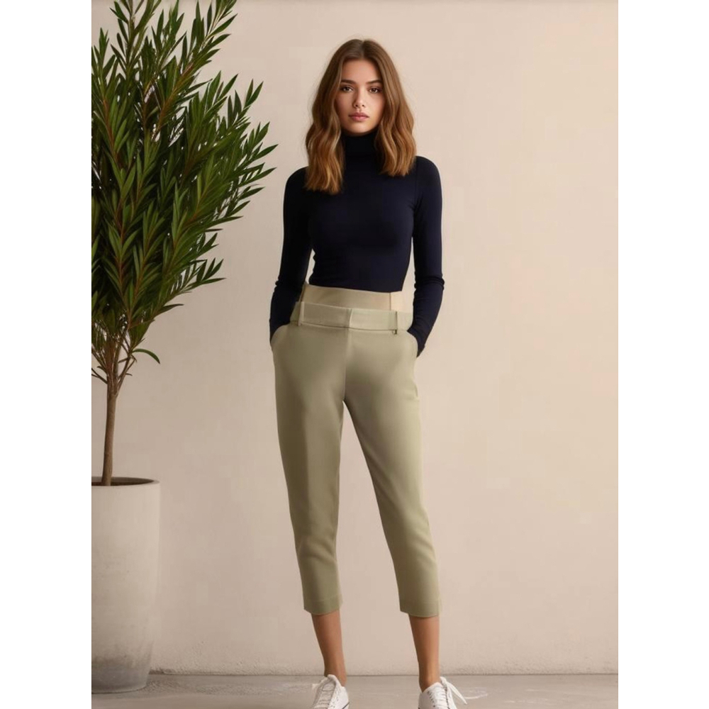 Cynthia Rowley Women's Cropped Mid Rise Straight Leg Pants Size 4 Beige Preppy